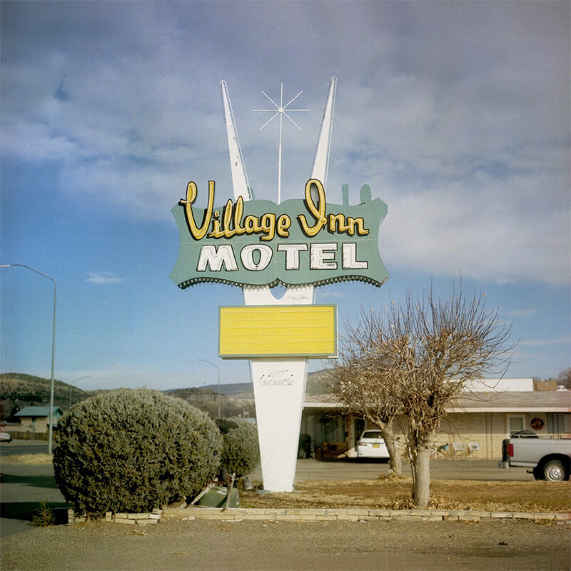 Steve Fitch: American Motel Signs