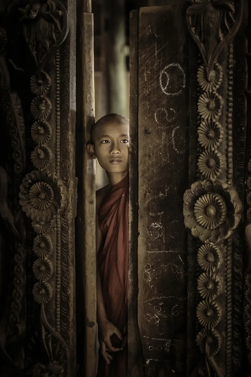 Curiousity through the door © Giovanna Photography<p>© Giovanna Aryafara</p>