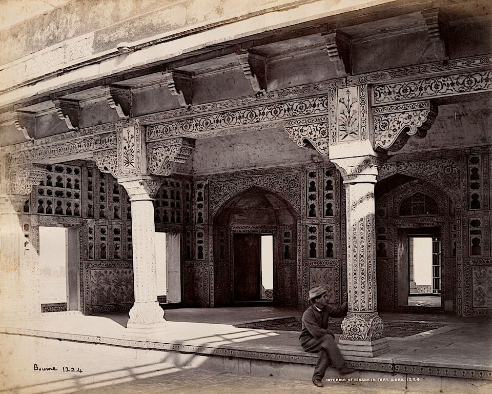 ”Interior of Zenana in Fort. Agra, 1224,” 1863–1869<p>© Samuel Bourne</p>