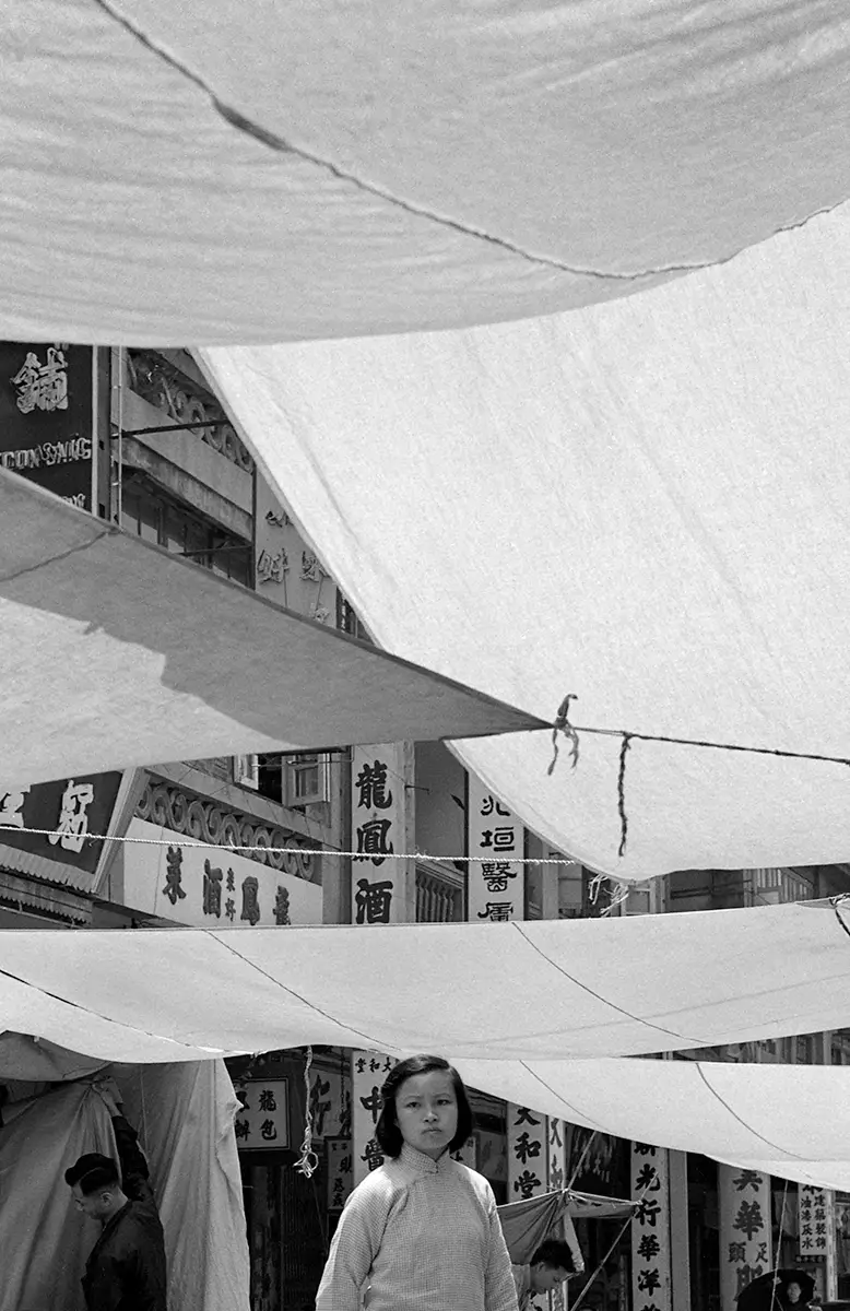 Blue Lotus Gallery, Fan Ho 何藩, White Tents, Hong Kong 1960<p>© Fan Ho</p>