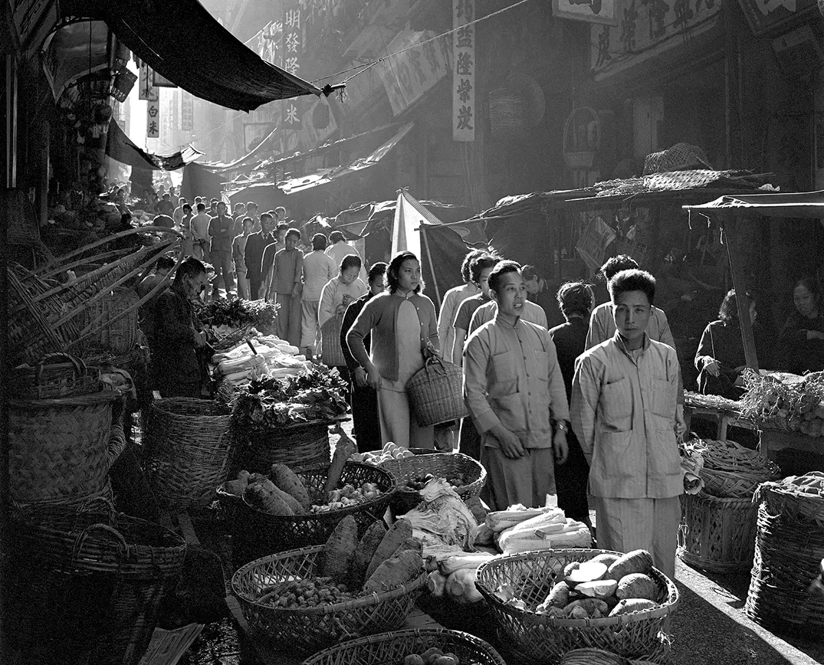 Blue Lotus Gallery, Fan Ho 何藩 ’The Market Parade’, Hong Kong 1963<p>© Fan Ho</p>