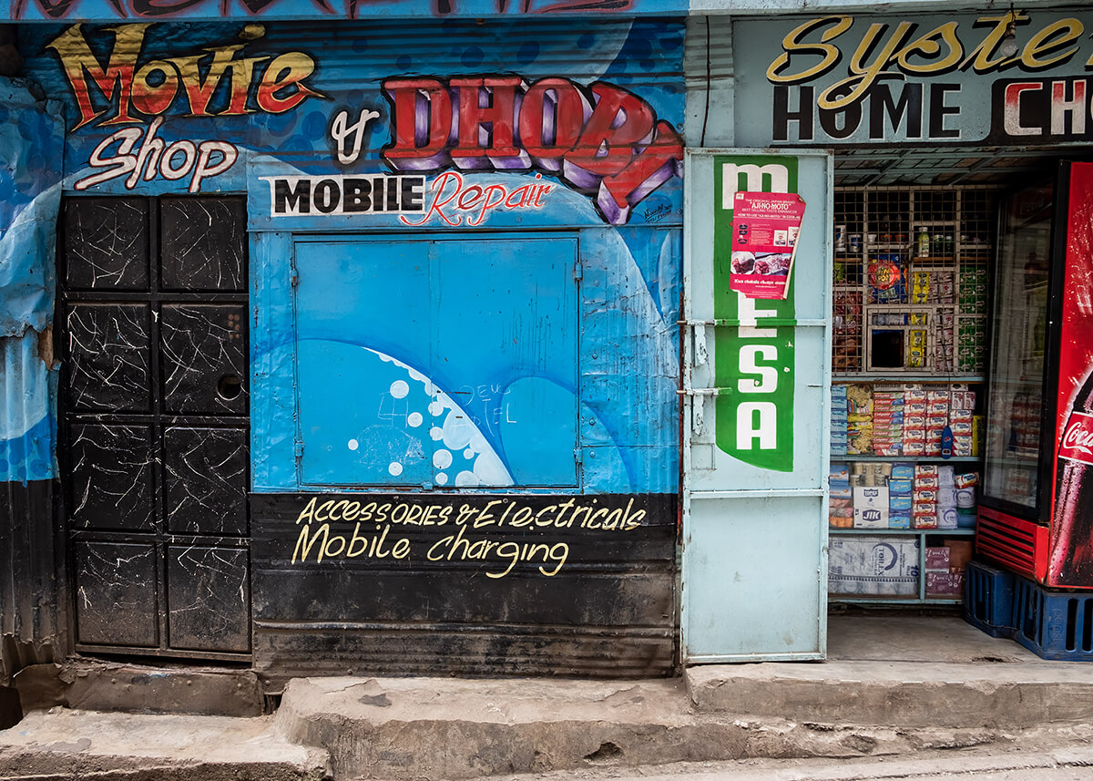 Movie Shop & Dhobi (laundry), Mathare<p>© Betty Press</p>
