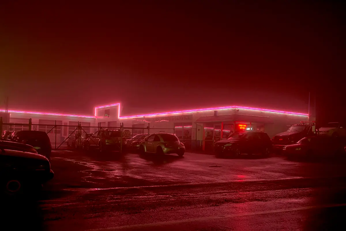 Easton Nights - Pink Lines<p>© Peter Ydeen</p>